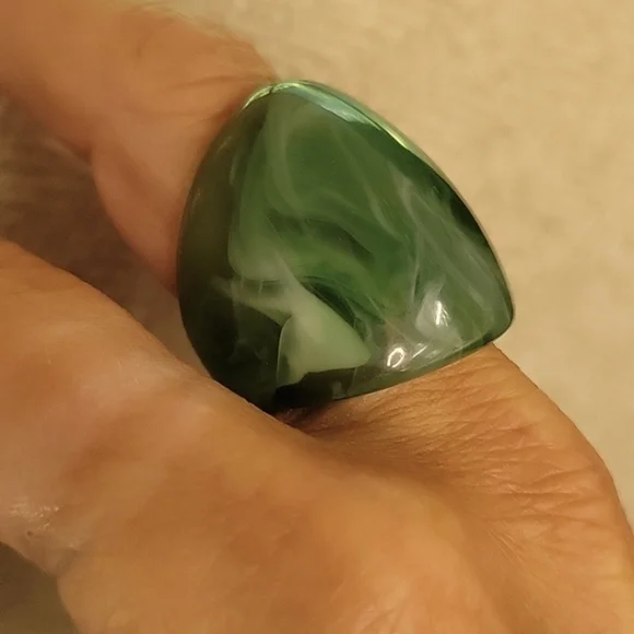 🔥LAST ONE🔥 JADE SWIRL BOLD DOME RING, METAL FREE - Picture 3 of 6